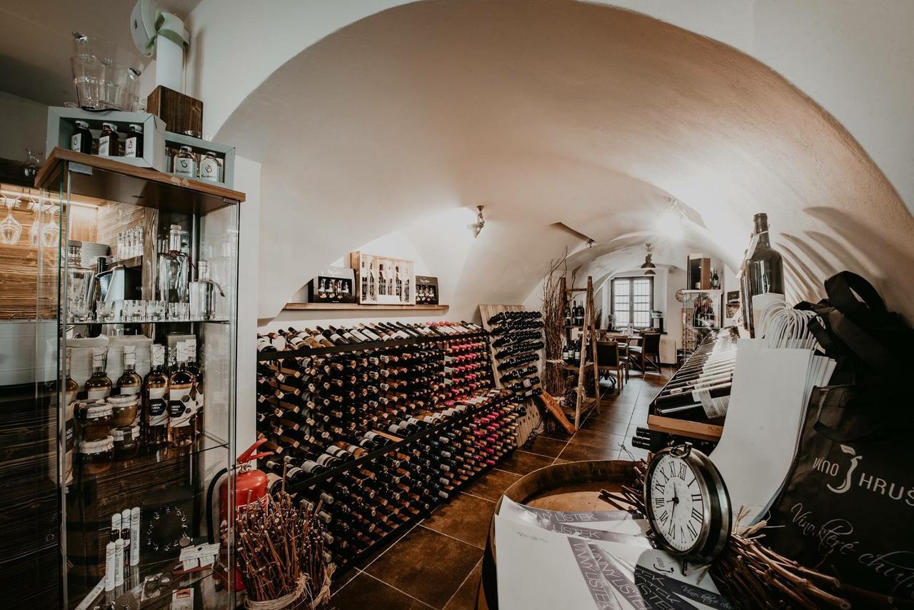 Penzion Vino Hruska Παρντούμπιτσε Εξωτερικό φωτογραφία